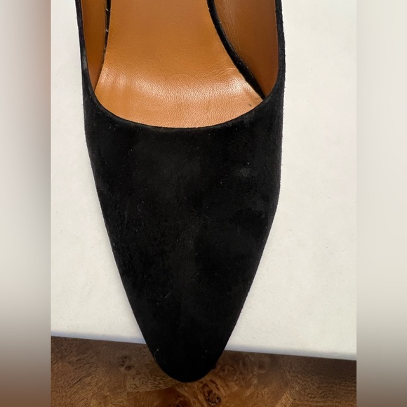 Chloe Oli Black Suede Pumps - Picture 7 of 16